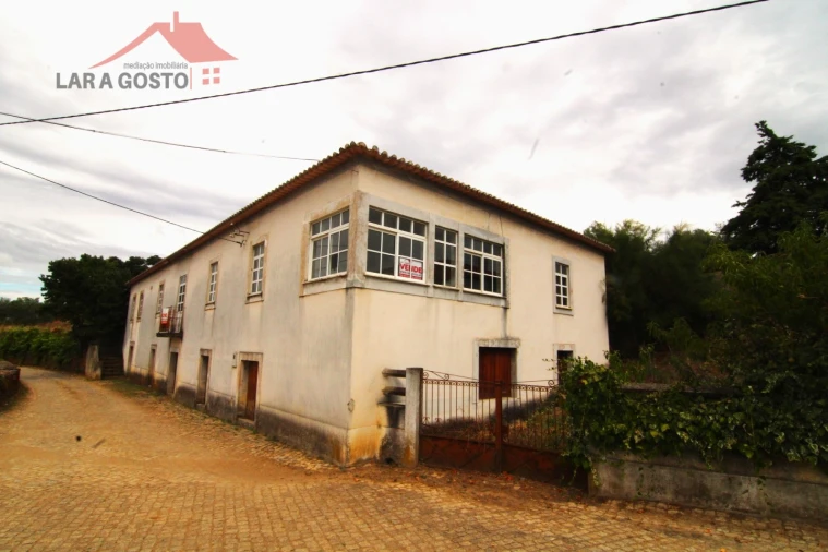 Moradia T5 para Venda em Ala e Vilarinho do Monte Foto 3