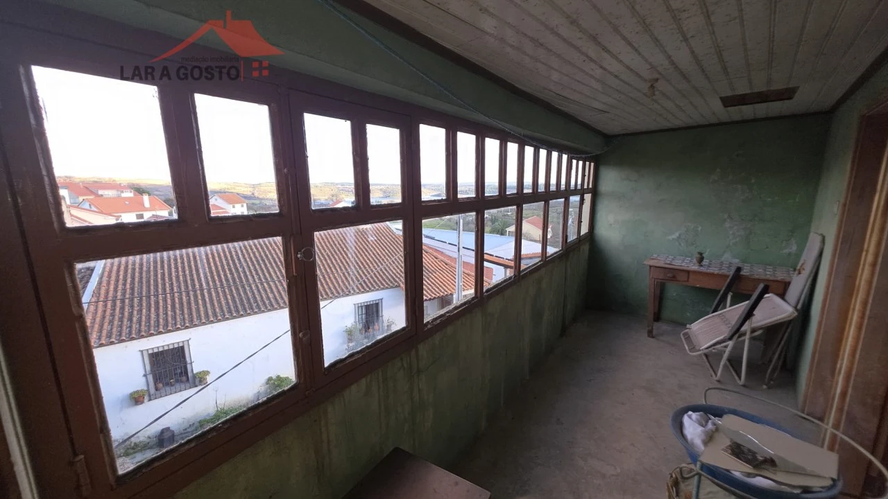 Moradia T2 para Venda em Podence e Santa Combinha Foto 12