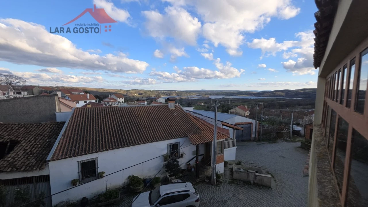 Moradia T2 para Venda em Podence e Santa Combinha Foto 13