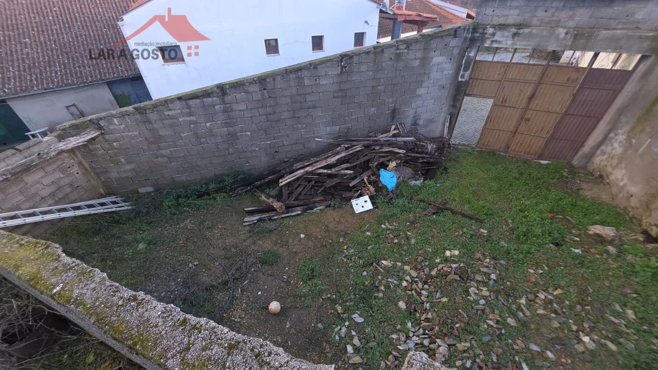 Moradia T2 para Venda em Podence e Santa Combinha Foto 16