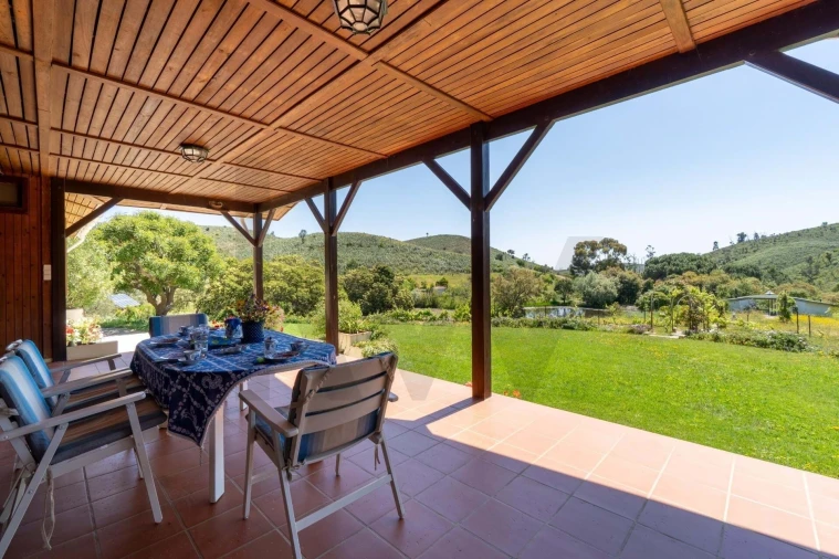 Quinta T2 para Venda em Mexilhoeira Grande Foto 32