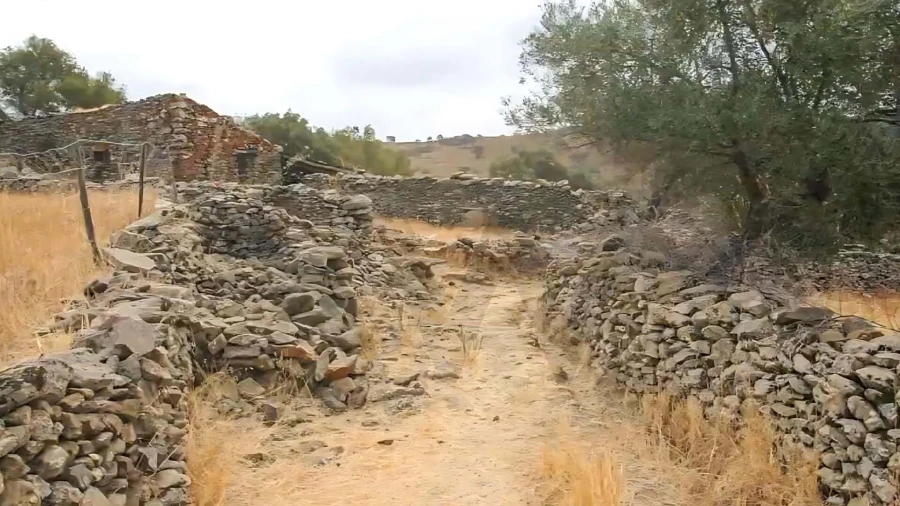 Moradia T2 para Venda em Alcoutim e Pereiro Foto 53