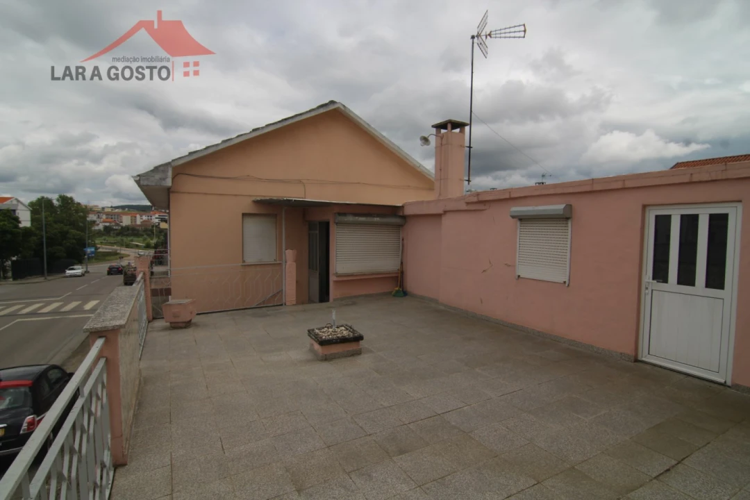 Moradia T3 para Venda em Macedo de Cavaleiros Foto 4