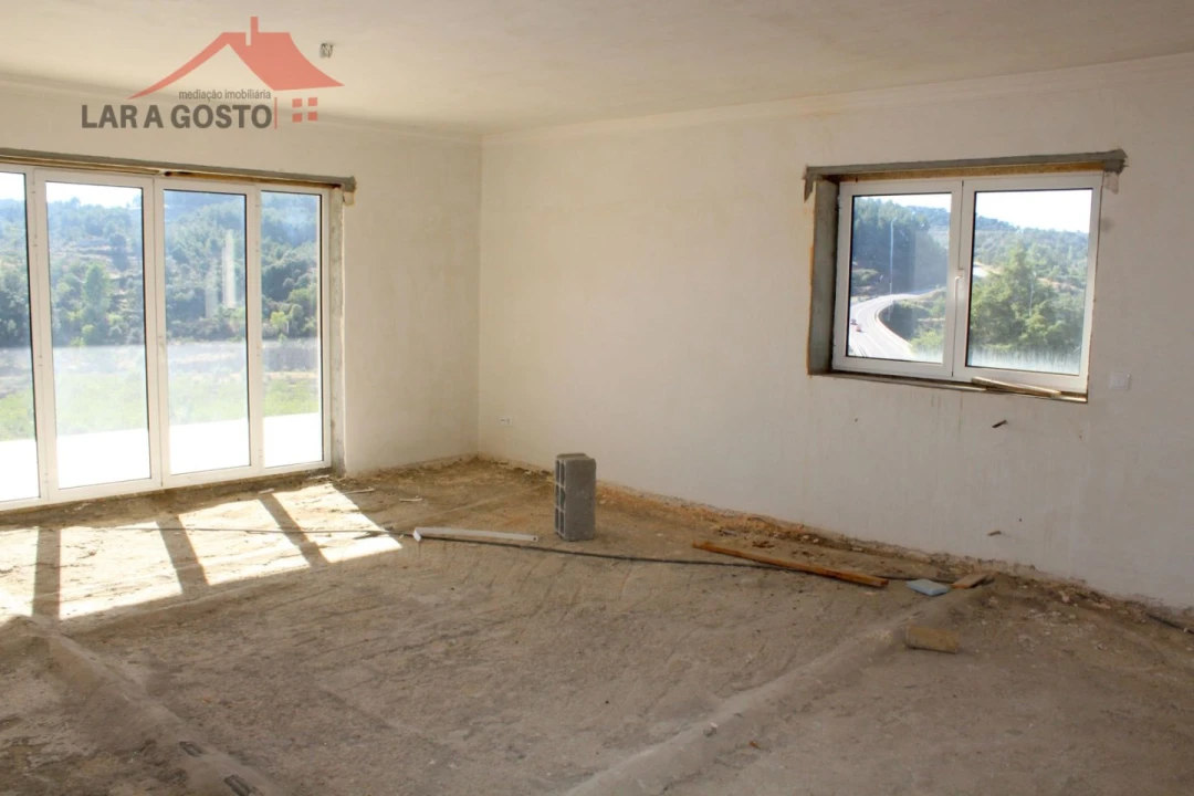 Moradia T4 para Venda em Macedo de Cavaleiros Foto 4