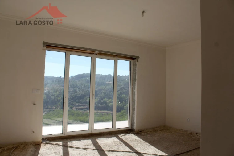 Moradia T4 para Venda em Macedo de Cavaleiros Foto 3