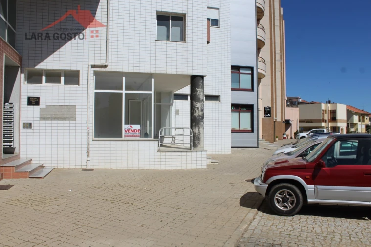 Loja para Venda em Macedo de Cavaleiros Foto 3