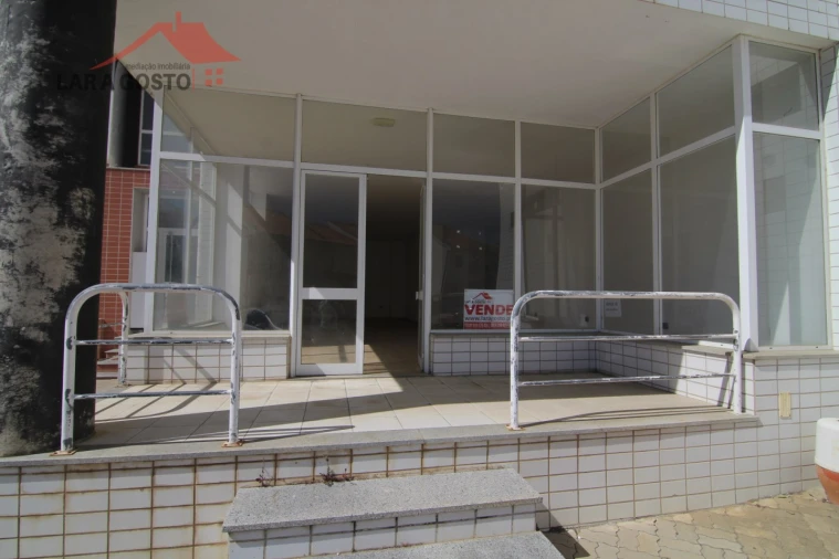 Loja para Venda em Macedo de Cavaleiros Foto 4