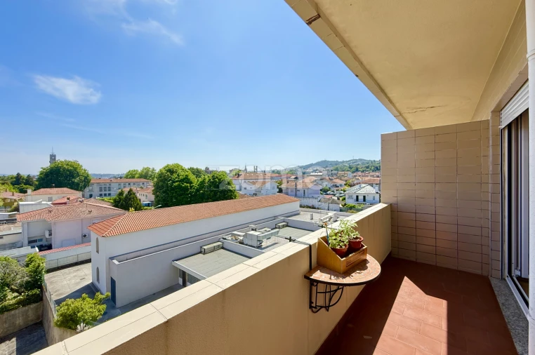 Apartamento T4 para Venda em Vila Nova de Famalicão e Calendário Foto 7