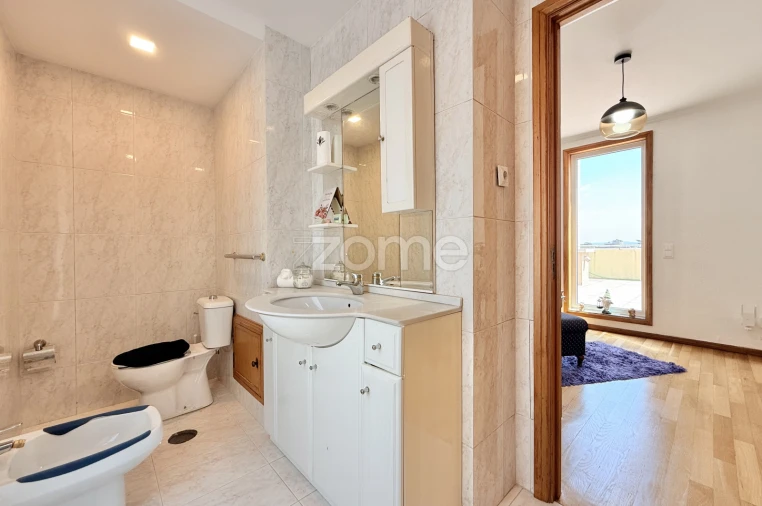 Apartamento T4 para Venda em Vila Nova de Famalicão e Calendário Foto 15