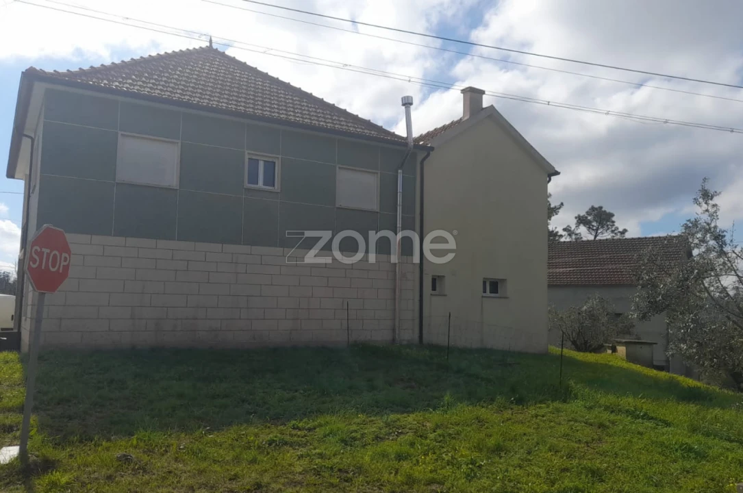 Moradia T3 para Venda em Vermoil Foto 24