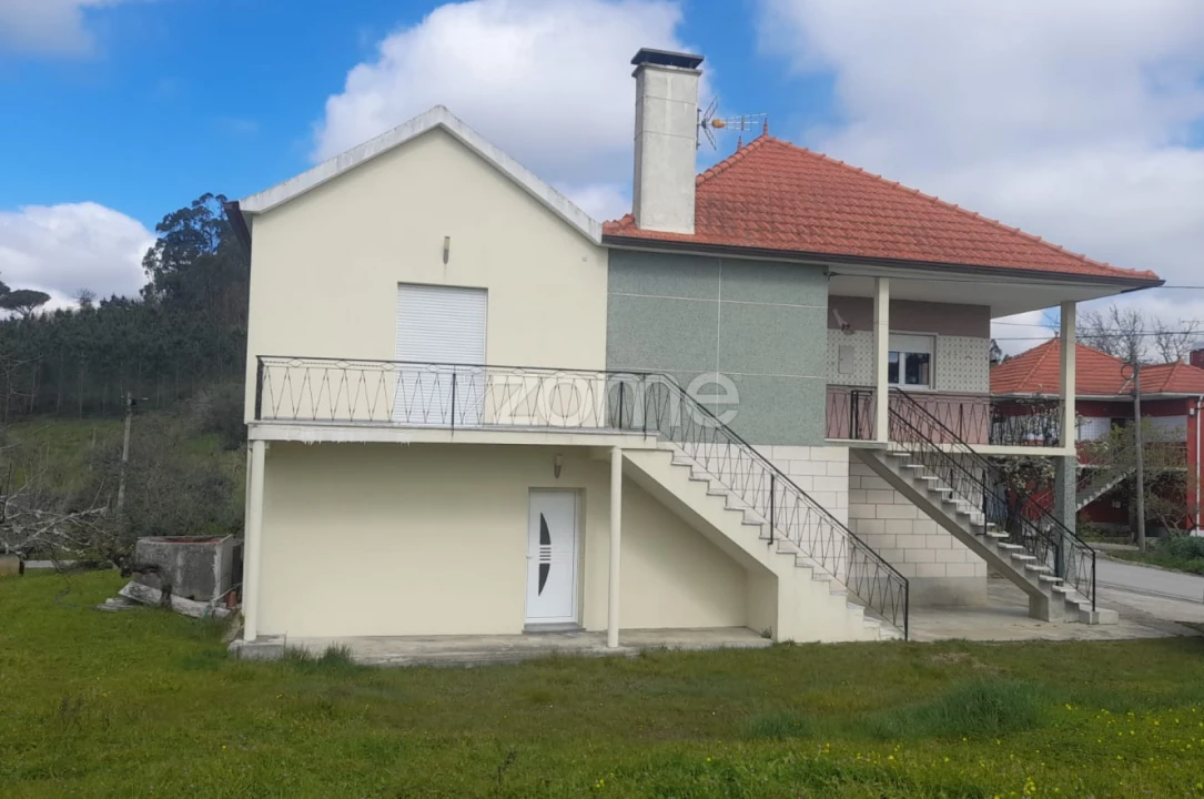 Moradia T3 para Venda em Vermoil Foto 17