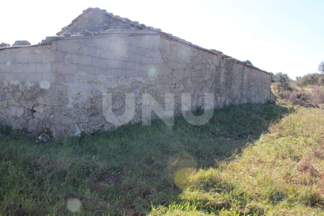 Quinta T1 para Venda em Aldeia do Bispo, Águas e Aldeia de João Pires Foto 13