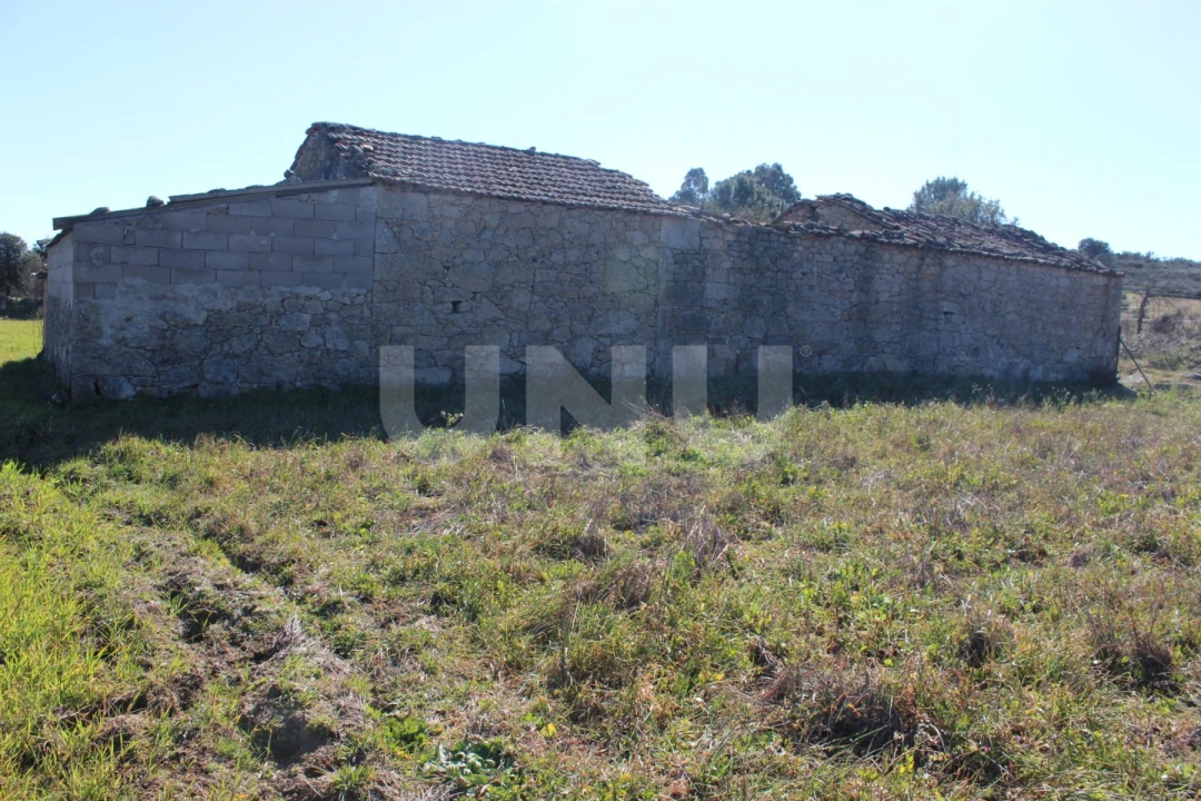 Quinta T1 para Venda em Aldeia do Bispo, Águas e Aldeia de João Pires Foto 7