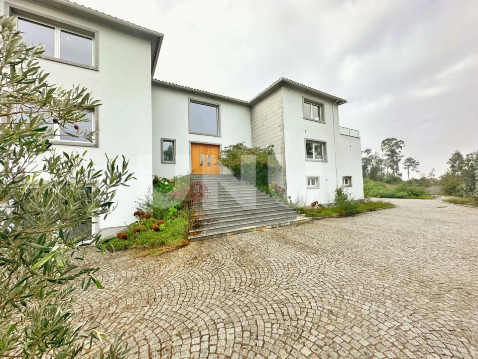 Quinta T5 para Venda em São Cipriano e Vil de Souto Foto 2