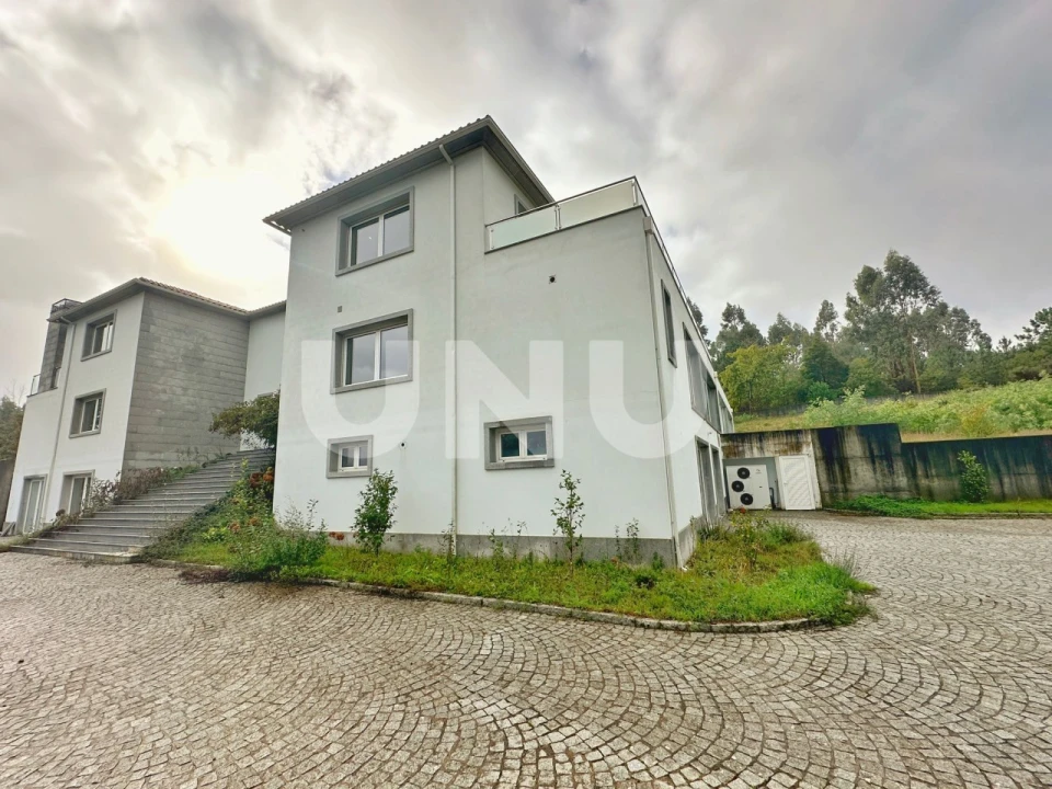 Quinta T5 para Venda em São Cipriano e Vil de Souto Foto 9