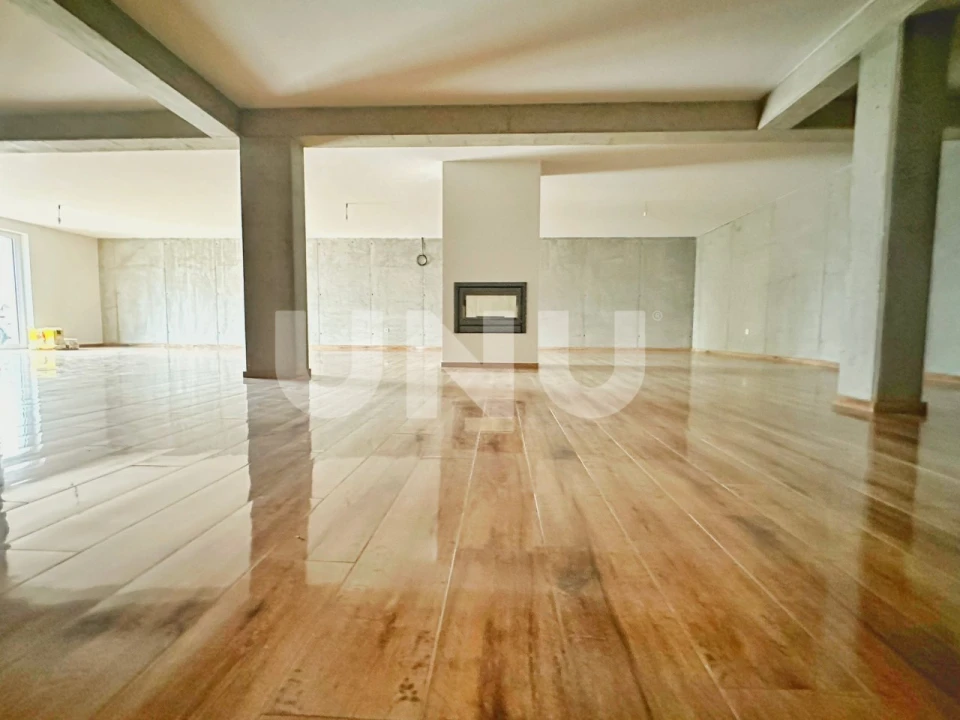 Quinta T5 para Venda em São Cipriano e Vil de Souto Foto 7