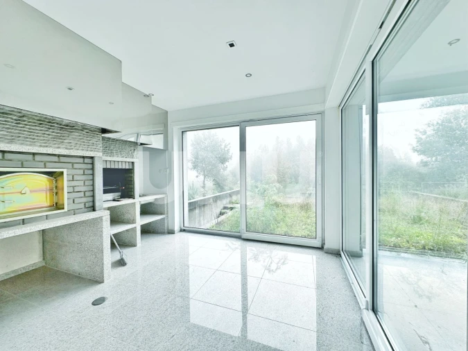 Quinta T5 para Venda em São Cipriano e Vil de Souto Foto 13