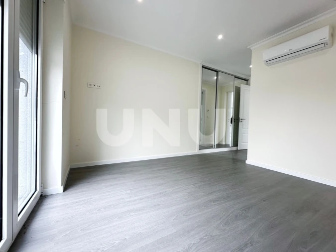 Quinta T5 para Venda em São Cipriano e Vil de Souto Foto 26