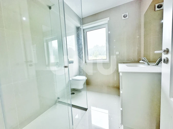 Quinta T5 para Venda em São Cipriano e Vil de Souto Foto 27