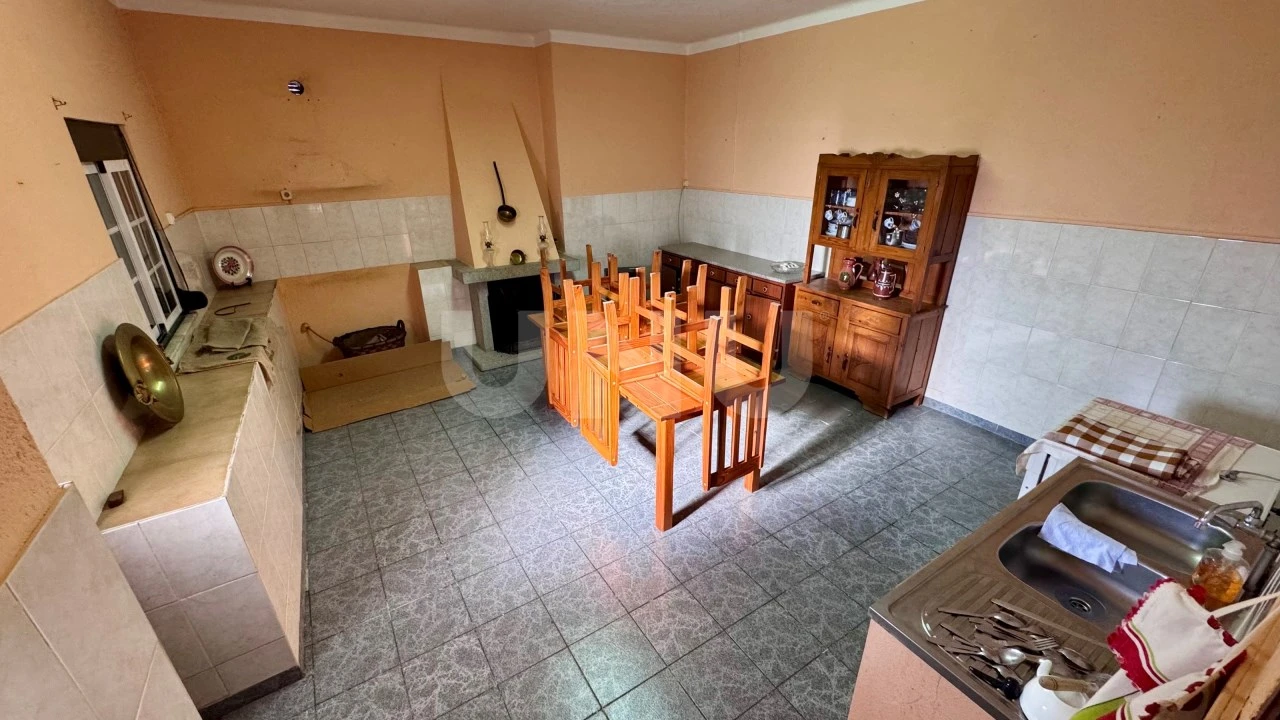 Moradia T5 para Venda em Escalos de Baixo e Mata Foto 27