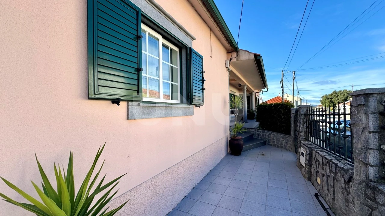 Moradia T5 para Venda em Escalos de Baixo e Mata Foto 23