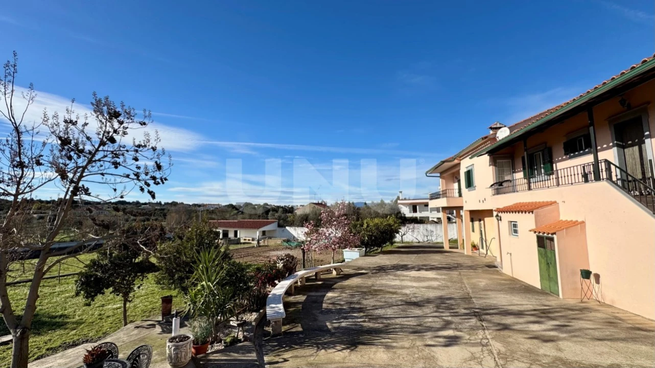 Moradia T5 para Venda em Escalos de Baixo e Mata Foto 24