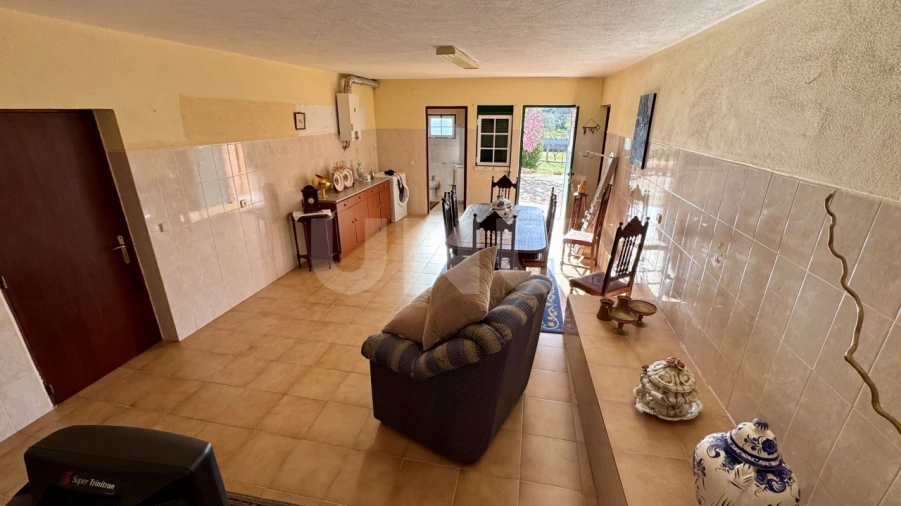 Moradia T5 para Venda em Escalos de Baixo e Mata Foto 25