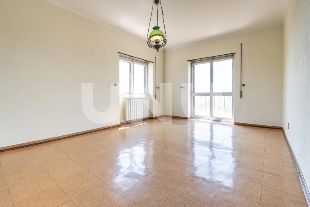 Moradia T6 para Venda em Covilhã e Canhoso Foto 24