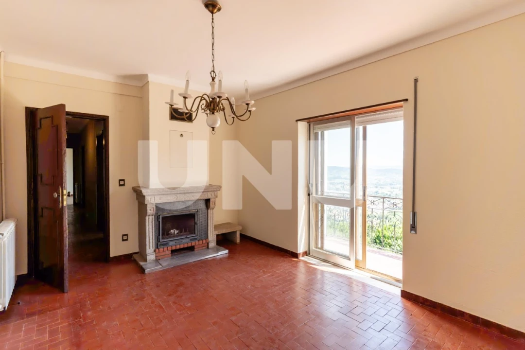 Moradia T6 para Venda em Covilhã e Canhoso Foto 42