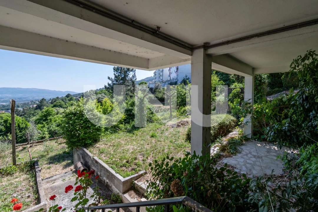 Moradia T6 para Venda em Covilhã e Canhoso Foto 74