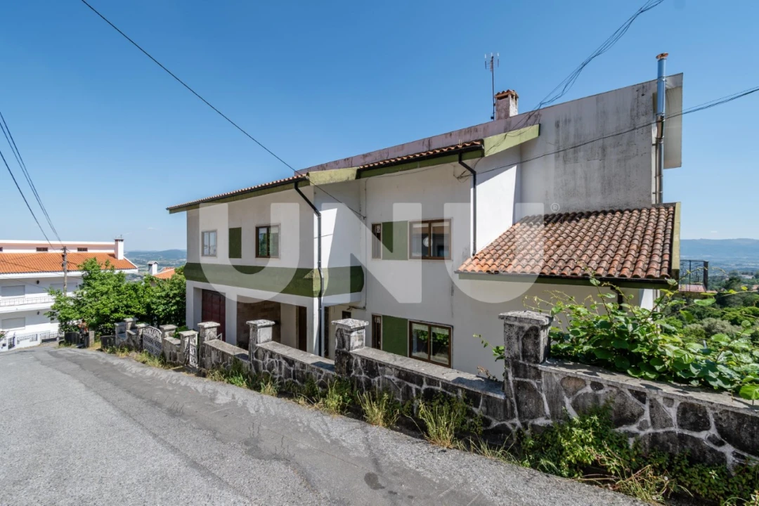 Moradia T6 para Venda em Covilhã e Canhoso Foto 1