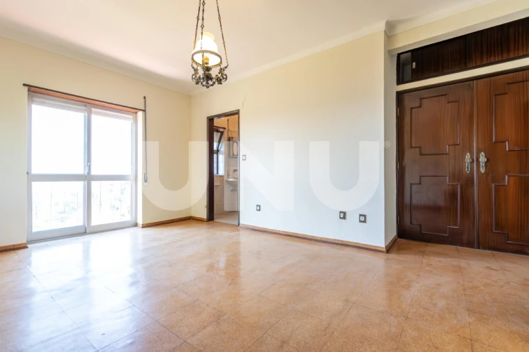 Moradia T6 para Venda em Covilhã e Canhoso Foto 18