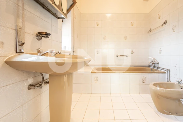 Moradia T6 para Venda em Covilhã e Canhoso Foto 28