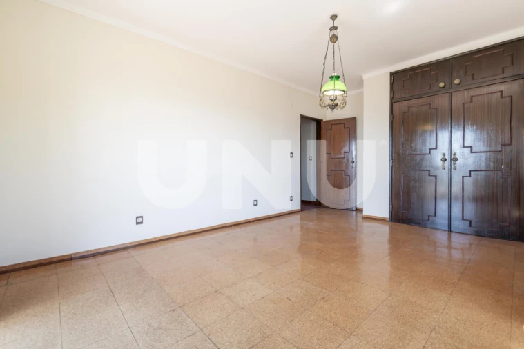 Moradia T6 para Venda em Covilhã e Canhoso Foto 20