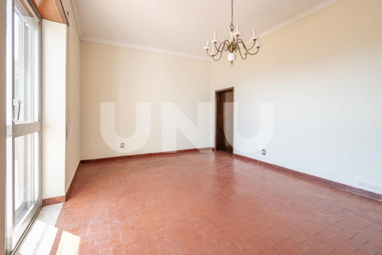 Moradia T6 para Venda em Covilhã e Canhoso Foto 44