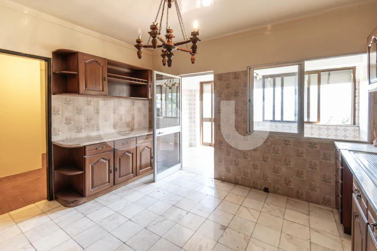 Moradia T6 para Venda em Covilhã e Canhoso Foto 14