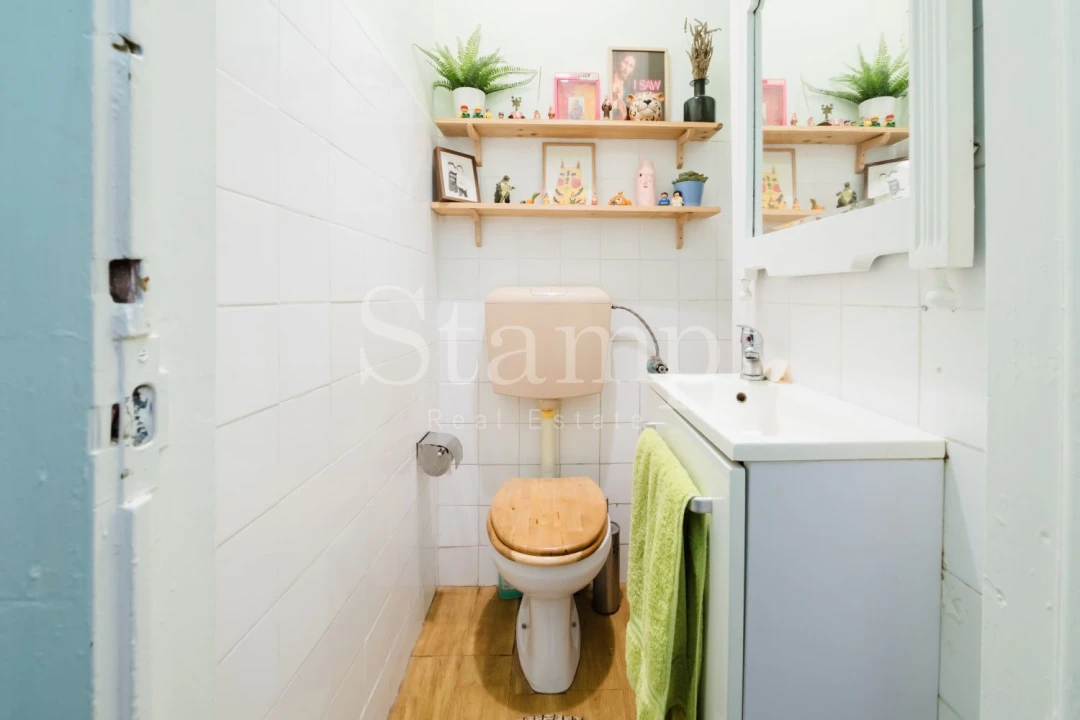 Apartamento T1 para Venda em Santo António Foto 40