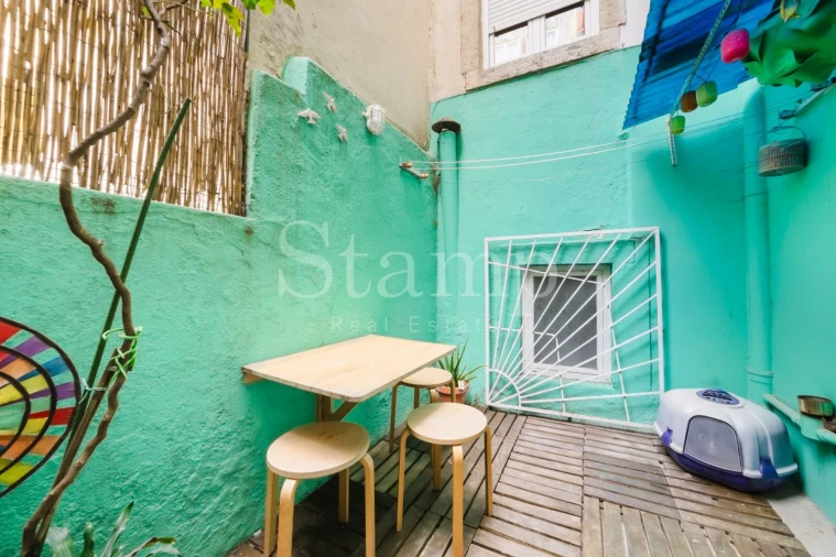 Apartamento T1 para Venda em Santo António Foto 22