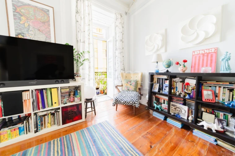 Apartamento T1 para Venda em Santo António Foto 6