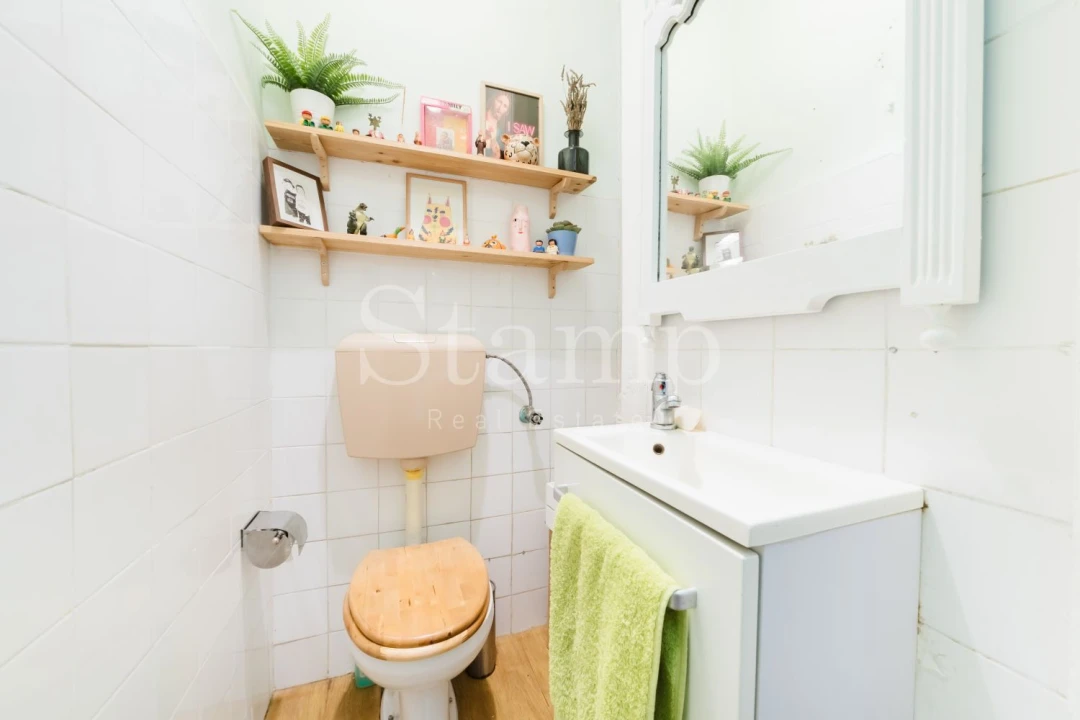 Apartamento T1 para Venda em Santo António Foto 41