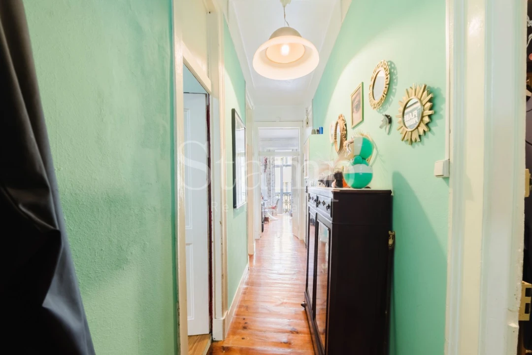 Apartamento T1 para Venda em Santo António Foto 34