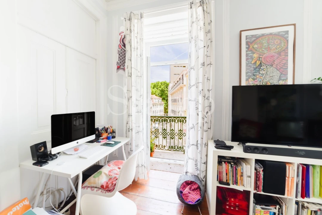 Apartamento T1 para Venda em Santo António Foto 13