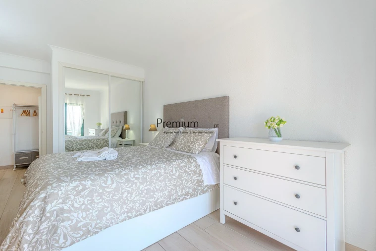 Apartamento T1 para Venda em Guia Foto 25