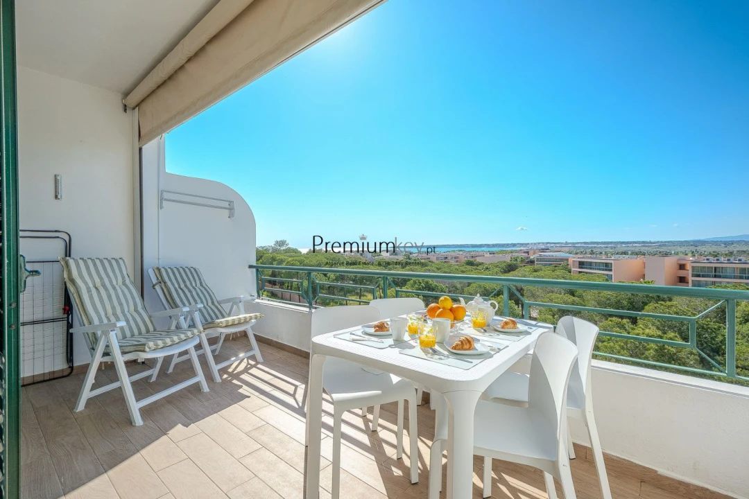 Apartamento T1 para Venda em Guia Foto 2