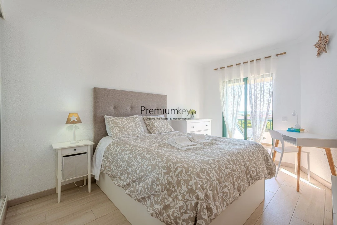 Apartamento T1 para Venda em Guia Foto 23