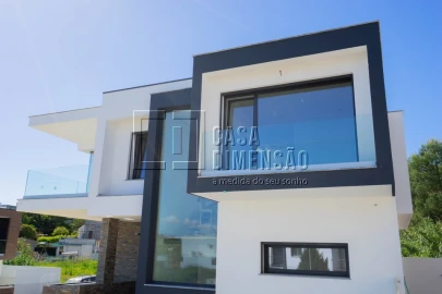 Moradia T3 para Venda em Caparica e Trafaria