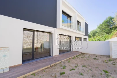 Moradia T3 para Venda em Caparica e Trafaria
