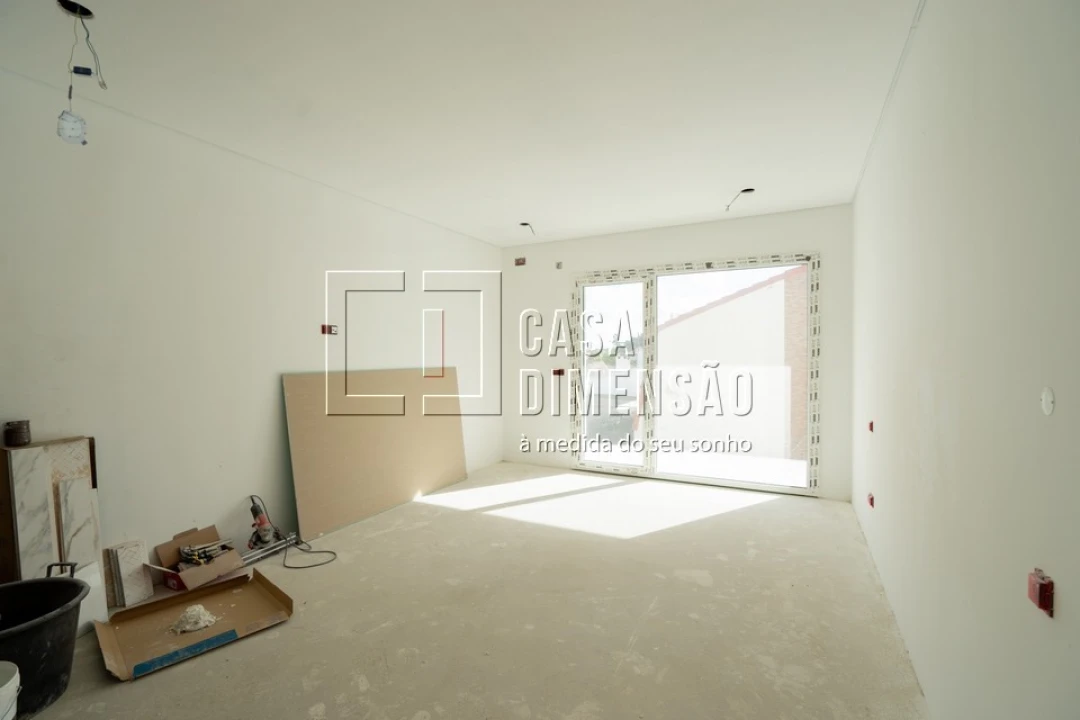 Moradia T4 para Venda em Charneca de Caparica e Sobreda Foto 13
