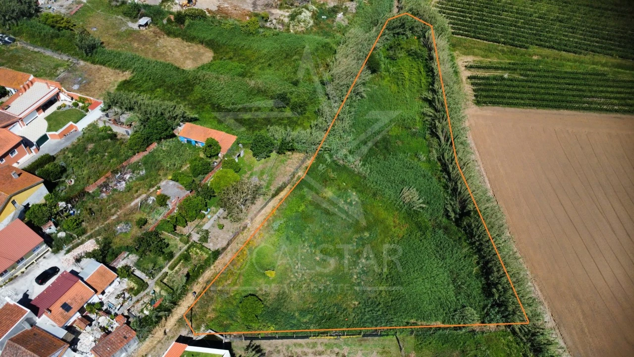 Terreno para Venda em Alfeizerão Foto 2