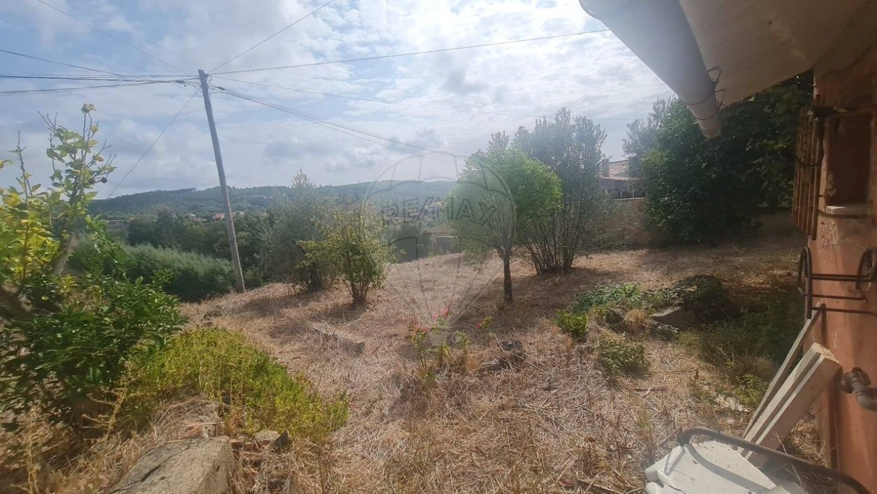 Moradia T3 para Venda em Carvoeiro Foto 19